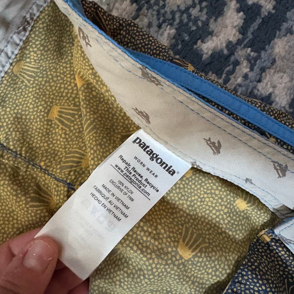 Patagonia Wavefarer Hybrid Boardshorts - Picture 6 of 7